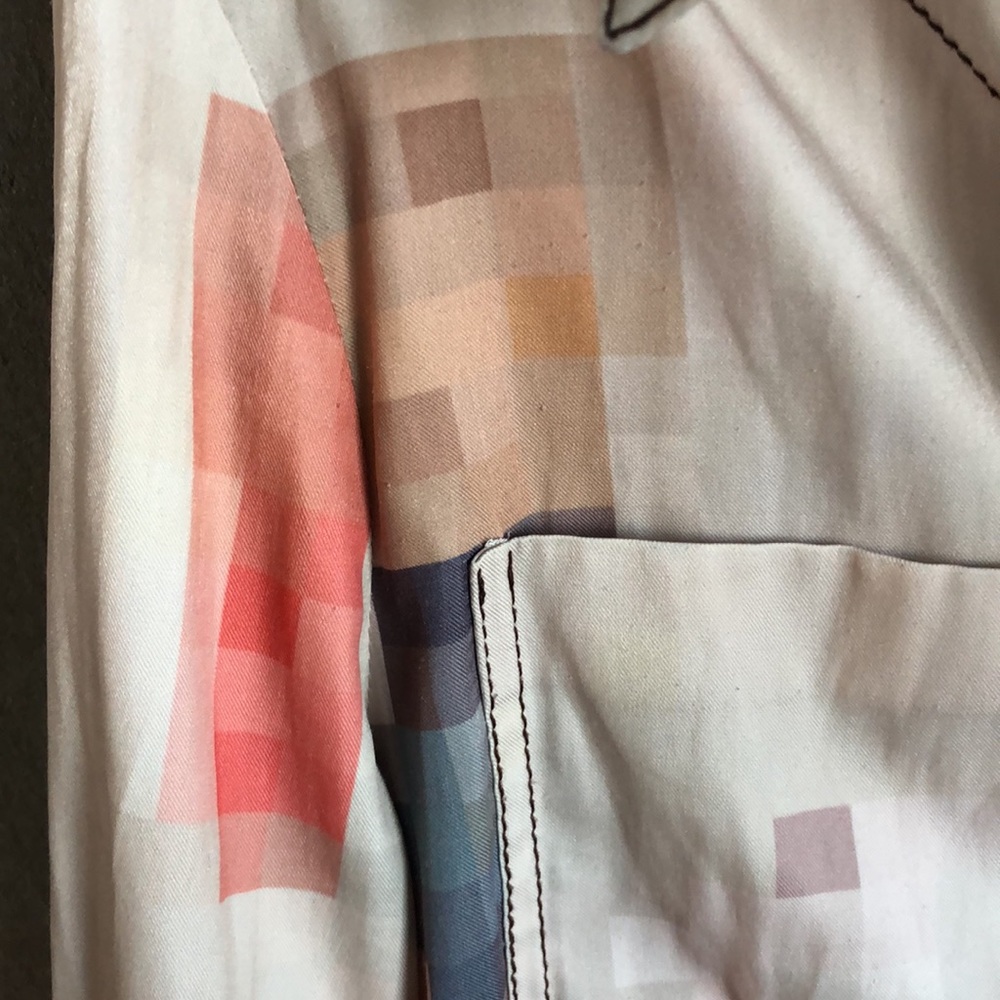 Shirt - Picture 2 of 4